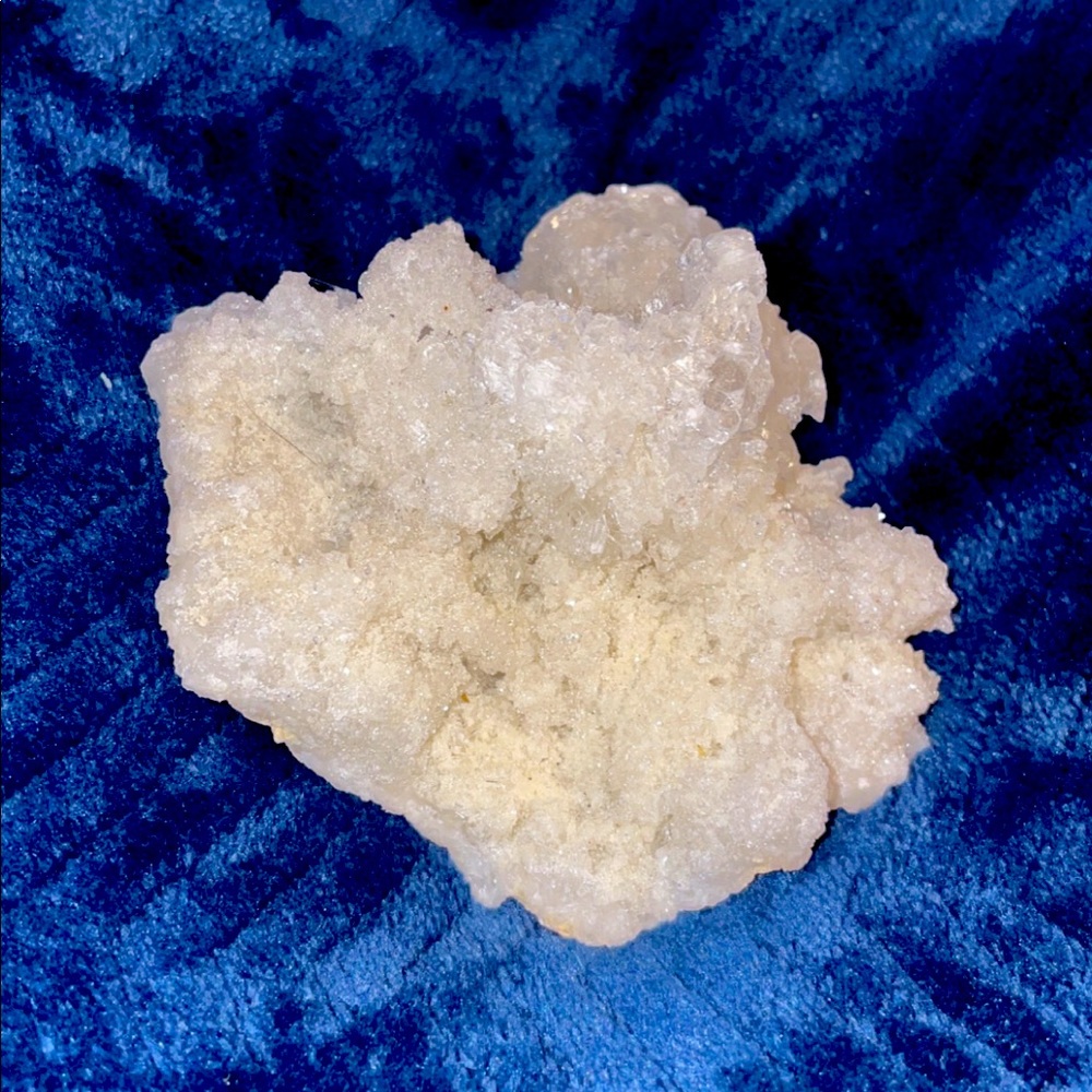 White quarts geode cluster